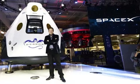 1 акції SpaceX
